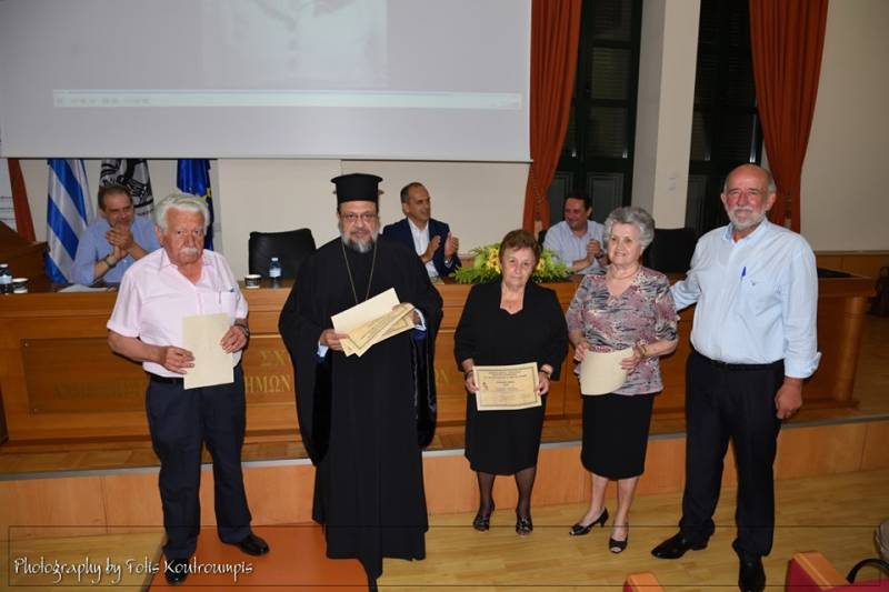 Παρουσιάστηκε το βιβλίο “Φουρτζοκρέμμυδα – πτυχιούχοι ενός αιώνα”