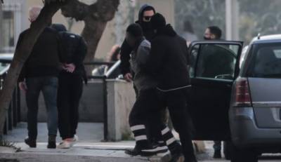 Κολωνός: Προφυλακίστηκαν οι 4 νέοι συλληφθέντες - Ελεύθερος ο 23χρονος