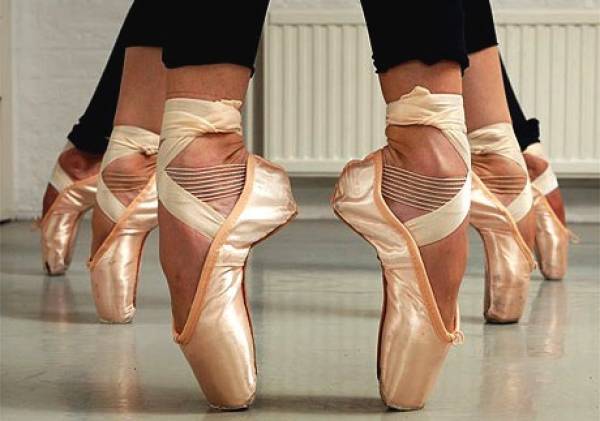 "Χορεύοντας στο Κάστρο!" με τη Δημοτική Σχολή Καλαμάτας