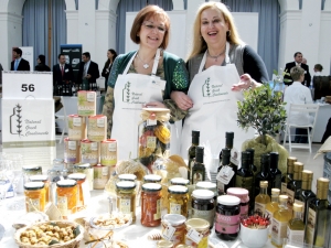 Μεσσηνιακά προϊόντα σε ντελικατέσεν της Γερμανίας