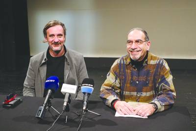 Θεατρικό εργαστήρι για μικρούς και μεγάλους ετοιμάζει το ΔΗΠΕΘΕΚ (βίντεο)