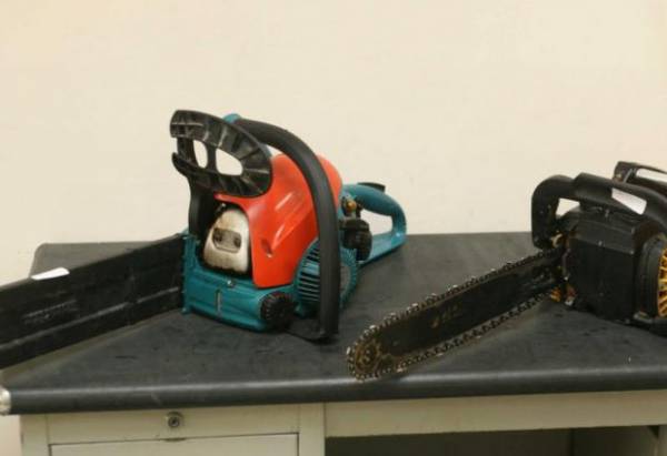 Τσιγγάνοι έκλεψαν δύο αλυσοπρίονα από χωριό της Μεσσηνίας