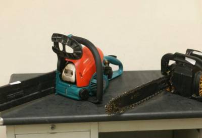 Τσιγγάνοι έκλεψαν δύο αλυσοπρίονα από χωριό της Μεσσηνίας