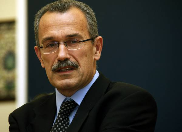 Κλιμάκιο υποψηφίων ευρωβουλευτών της "Ελιάς" την Τρίτη στην Καλαμάτα