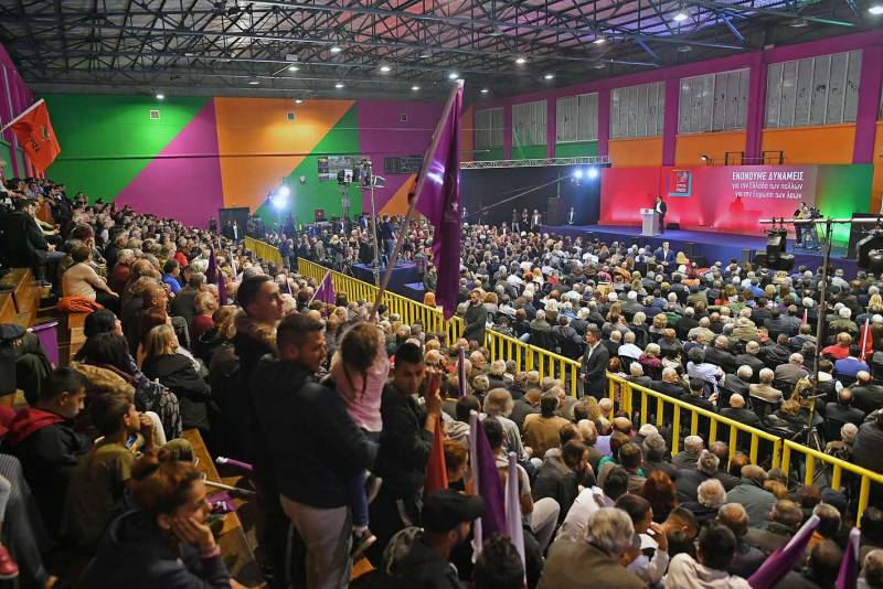 Τσίπρας από Καλαμάτα: "Ενώνουμε δυνάμεις για την Ελλάδα των πολλών, για την Ευρώπη των λαών" (βίντεο)