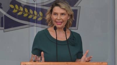 Κατερίνα Παπακώστα: Υπάρχει σχέδιο για την αντιμετώπιση όσων θέλουν να κατεδαφίσουν το κράτος