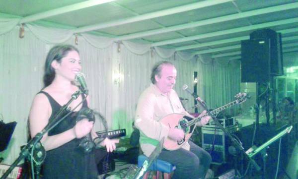 Διασκέδασαν με τον Μπάμπη Τσέρτο