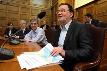 Λαφαζάνης: "Η ΔΕΗ θα παραμείνει δημόσια και οι αυξήσεις που αποφάσισε η ΡΑΕ θα ανακληθούν"