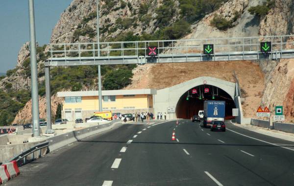 Κλείνουν οι σήραγγες της Κακιάς Σκάλας