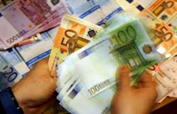 Επιδοτήσεις και επισκέπτες “ζεσταίνουν” την αγορά