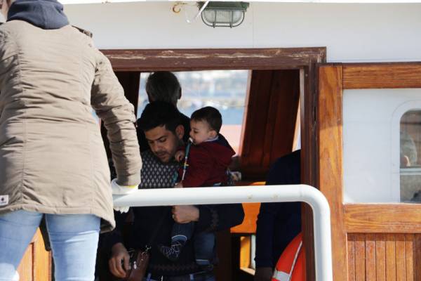 Ελεύθεροι με όρους οι 4 για τη διακίνηση των μεταναστών