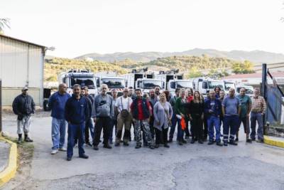 Απέκλεισαν τα συνεργεία καθαριότητας του Δήμου Καλαμάτας (βίντεο)