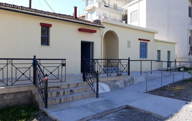Γραφεία σε Συλλόγους ΑμεΑ και Τυφλών στο σιδηροδρομικό σταθμό Καλαμάτας