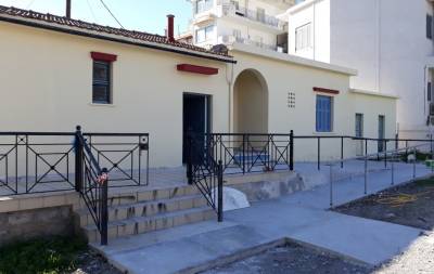 Γραφεία σε Συλλόγους ΑμεΑ και Τυφλών στο σιδηροδρομικό σταθμό Καλαμάτας