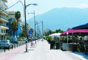 Οικονομική Επιτροπή Δ. Καλαμάτας: Ενταση για τα νέα τέλη στην παραλιακή