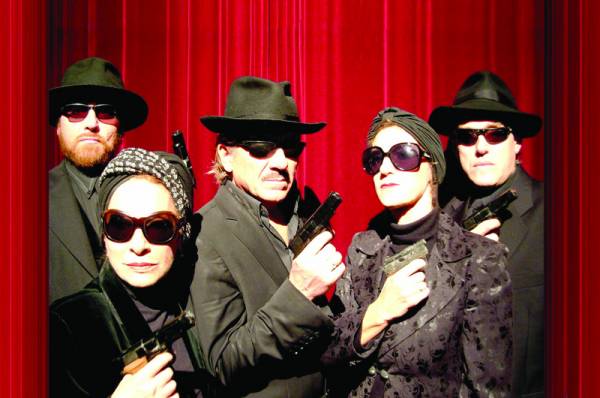 "Τα 39 σκαλοπάτια" από το Δημοτικό Θέατρο Καλαμάτας