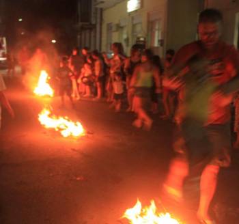 Το έθιμο του Κλήδονα στην Ανω Πόλη της Κυπαρισσίας