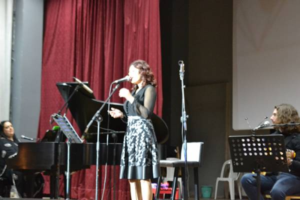 Επιτυχημένο αφιέρωμα στο Μάνο Χατζιδάκι (φωτογραφίες)