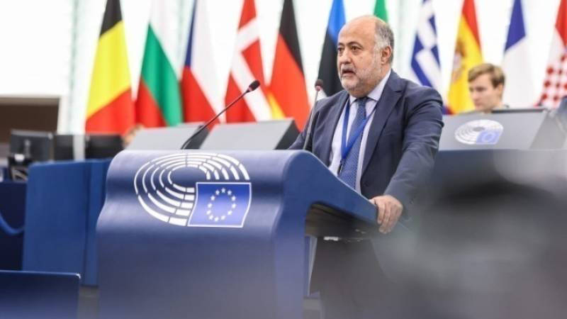 Κοινή επιστολή Δ. Τσιόδρα και άλλων 32 ευρωβουλευτών προς την Κομισιόν: Να διασφαλίσετε ίσους όρους ανταγωνισμού στις ψηφιακές αγορές