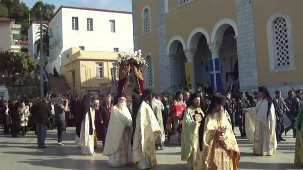 Βίντεο από τη λιτανεία της εικόνας της Υπαπαντής στην Καλαμάτα