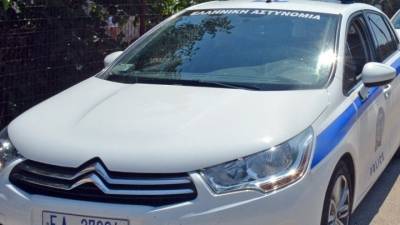 Συνελήφθη 33χρονος που κρατούσε αιχμάλωτη μια 23χρονη και την εξέδιδε