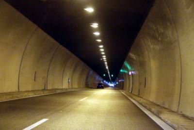 Κλειστή η μια σήραγγα του αυτοκινητοδρόμου στο Νεοχώρι