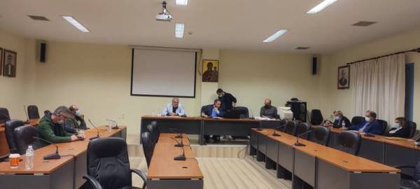 Δημοτικοί σύμβουλοι Τριφυλίας ζητούν δημοτικό συμβούλιο για ψήφιση προϋπολογισμού