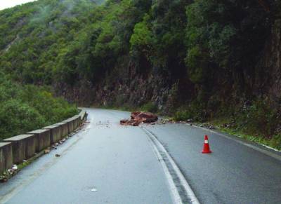 Αποκατάσταση κατολισθήσεων στο δρόμο Καλαμάτας - Σπάρτης