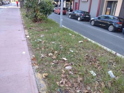 Θυμίζει σκουπιδότοπο