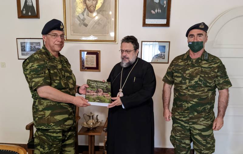 Επίσκεψη του διοικητή της ΔΙΚΕ Πελοποννήσου στο Μητροπολίτη Μεσσηνίας