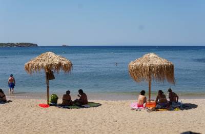 Έκτακτο δελτίο από την ΕΜΥ για τον καύσωνα: Έρχεται θερμική έξαρση σε όλη τη χώρα