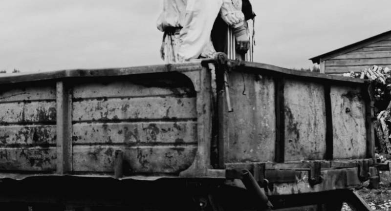 "Όφις και Κρίνο" στην Αρχειοθήκη Καρούσου στη Βέργα