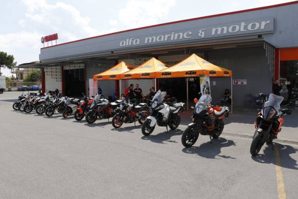 Alfa Marine &amp; Motor: Δοκίμασαν μοντέλα της KTM στην Καλαμάτα (βίντεο)