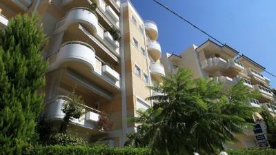 Αλλάζουν τα όρια για την απόκτηση χρυσής βίζας