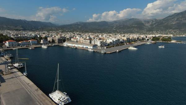 Απόψεις για το λιμάνι της Καλαμάτας