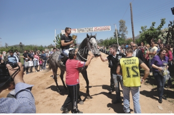 Βίντεο από τις ιπποδρομίες στο Πλατύ