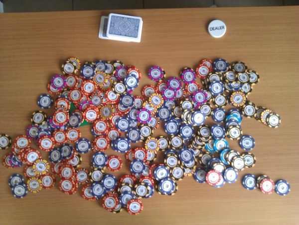 Συνελήφθησαν στην Καλαμάτα 25 άτομα για πόκερ