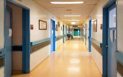 Γενναίες αποφάσεις για τη θωράκιση της δημόσιας υγείας