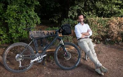 Ποιος θέλει να φωτογραφίσει τον Τσίπρα στη Γιάλοβα;