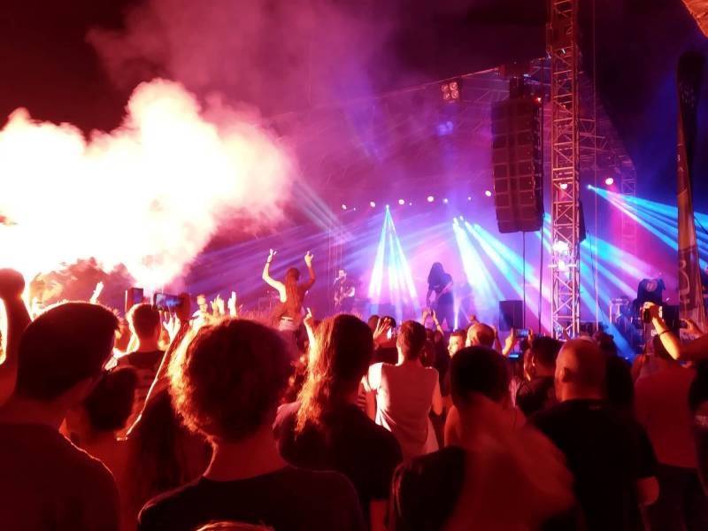 Χιλιάδες κόσμου στο 11ο Φεστιβάλ Δρόμου Καλαμάτας (βίντεο-φωτογραφίες)