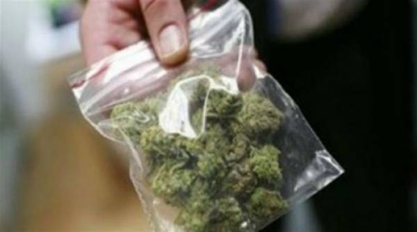 Καλαμάτα: 10 μήνες σε φοιτητή για πώληση χασίς