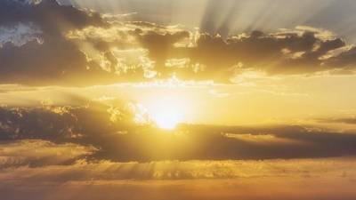 Καιρός: Ηλιοφάνεια και υψηλές θερμοκρασίες την Τρίτη