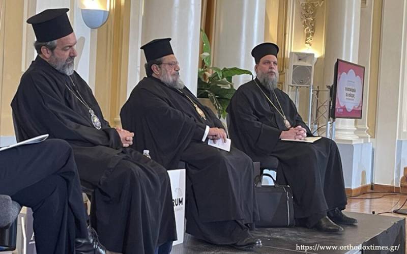 Οι μητροπολίτες Καμερούν, Μεσσηνίας και Φιλαδελφείας για το Ουκρανικό Αυτοκέφαλο και τον πόλεμο