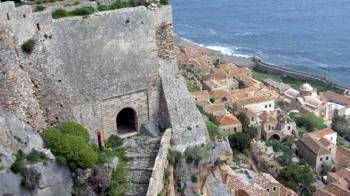 Πως περιγράφει την Πελοπόννησο Βρετανός δημοσιογράφος