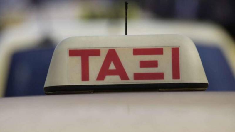 Ο Νίκας στηρίζει το αίτημα ταξί για μεταφορά μαθητών