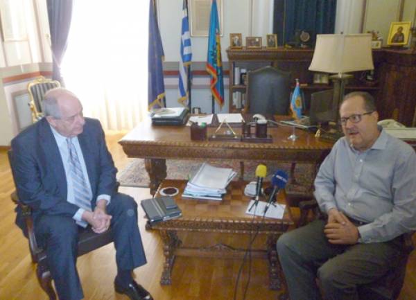 Υποσχέσεις Κουίκ για Τέντα και Ενυδρείο