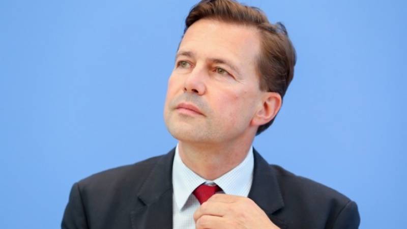 Ζάιμπερτ: Δεν συνδέεται η Συμφωνία των Πρεσπών με άλλα πολιτικά ζητήματα