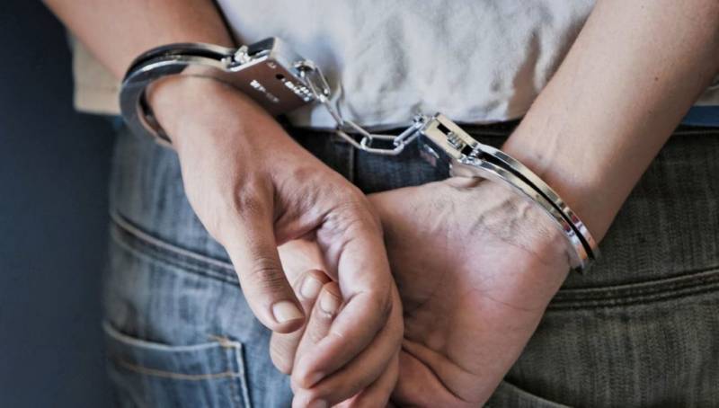 Σύλληψη Ιρακινού και Τούρκων στο αεροδρόμιο Καλαμάτας