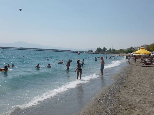 Επί Τάπητος: Το καλοκαίρι στρίβει για το τέλος αλλά θα έρθει... άλλο του χρόνου