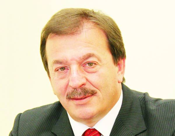 Σαμπαζιώτης: Την Κυριακή ψηφίζουμε "Ναι"